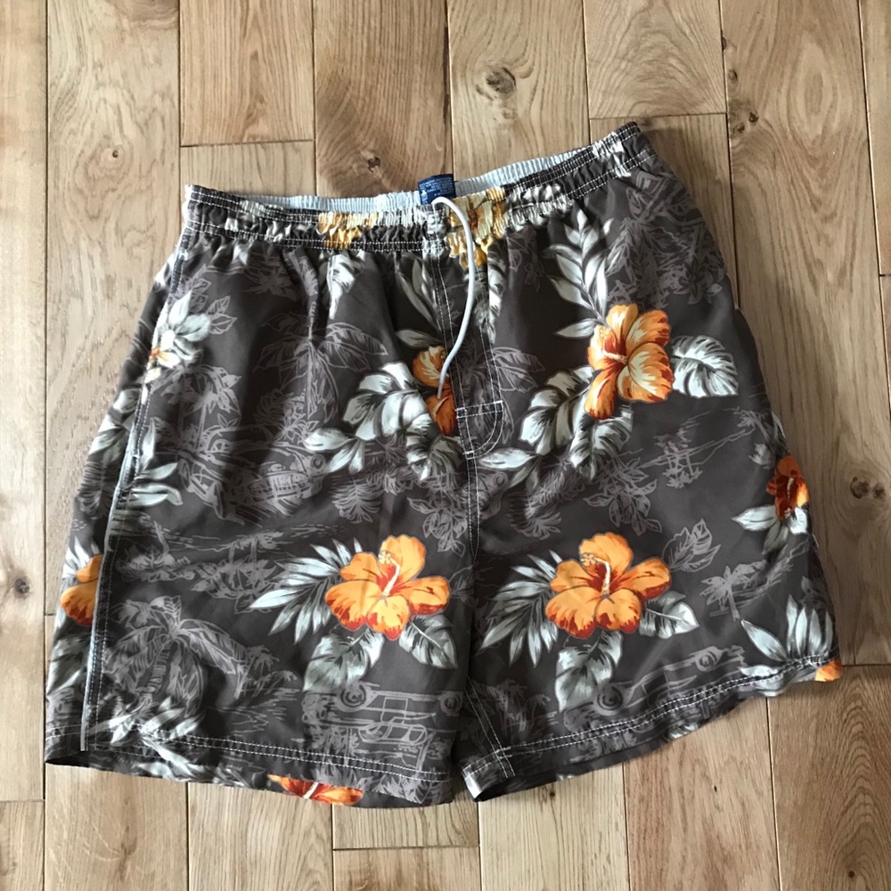 Puritan floral swim shorts size 36/38 large